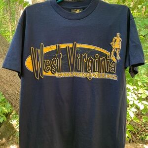 Vintage 1990’s Single Stitch West Virgina University Mountaineers T-Shirt w Tags